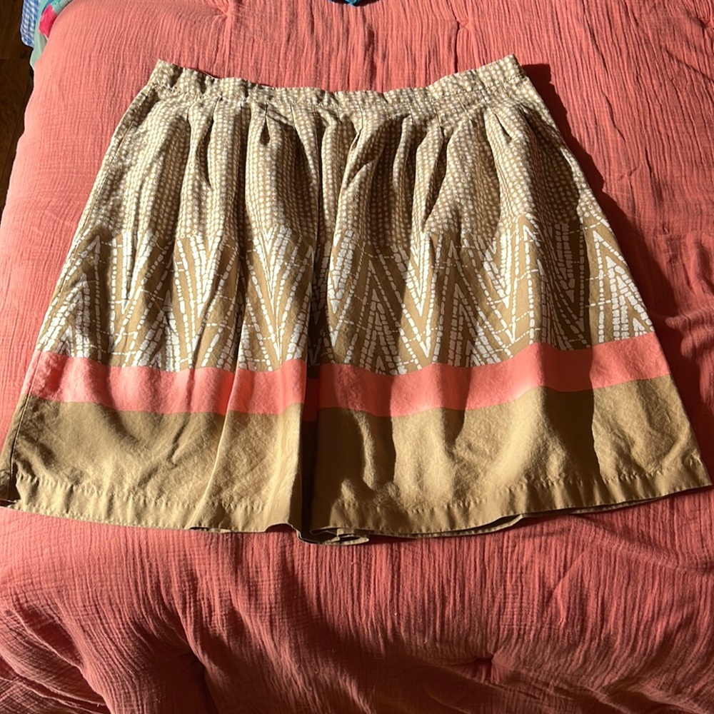 Patterned skirt